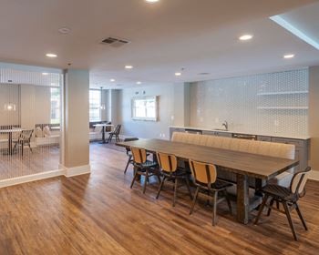 Community kitchen